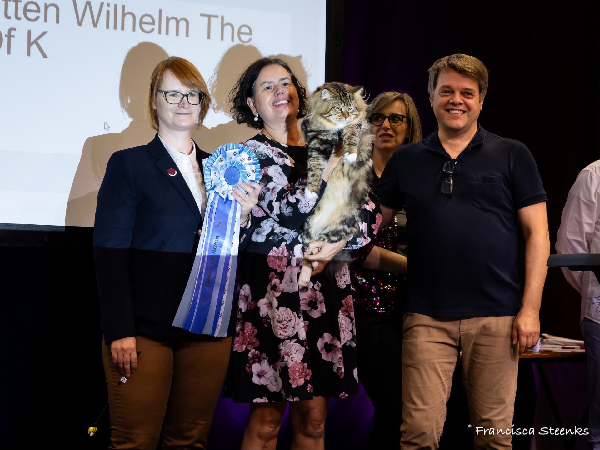 Dommer Dominika Halická, meg med Wilhelm, dommer Sara Moroni og min mann Svein Erik Vinje